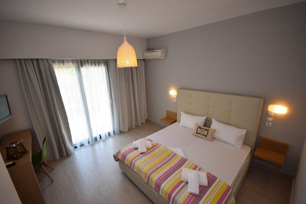Alonaki Beach プレベザ 部屋 写真